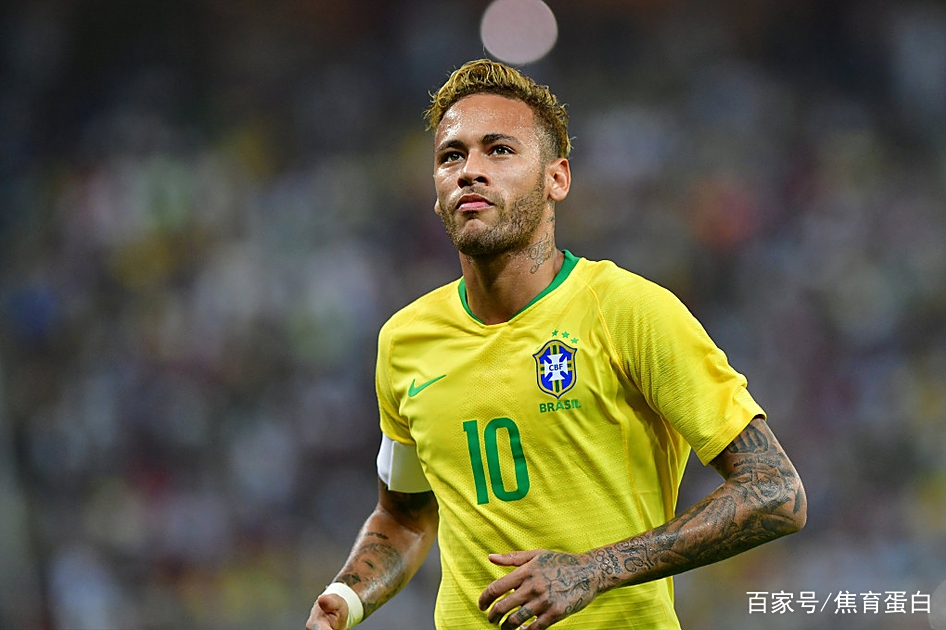 他在新的舞 他在新的舞