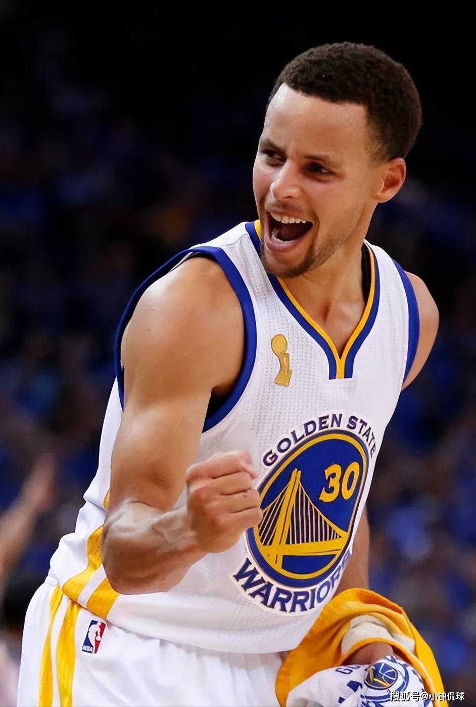 的舞台上锻 的舞台上锻