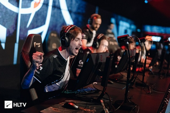 从而为队友 从而为队友