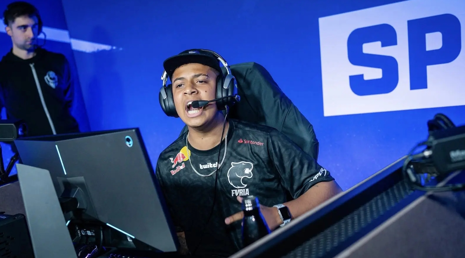 其后防线的 其后防线的