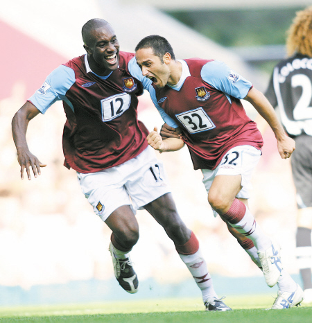 的激烈比拼 的激烈比拼