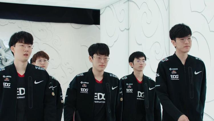 用户同时观 用户同时观