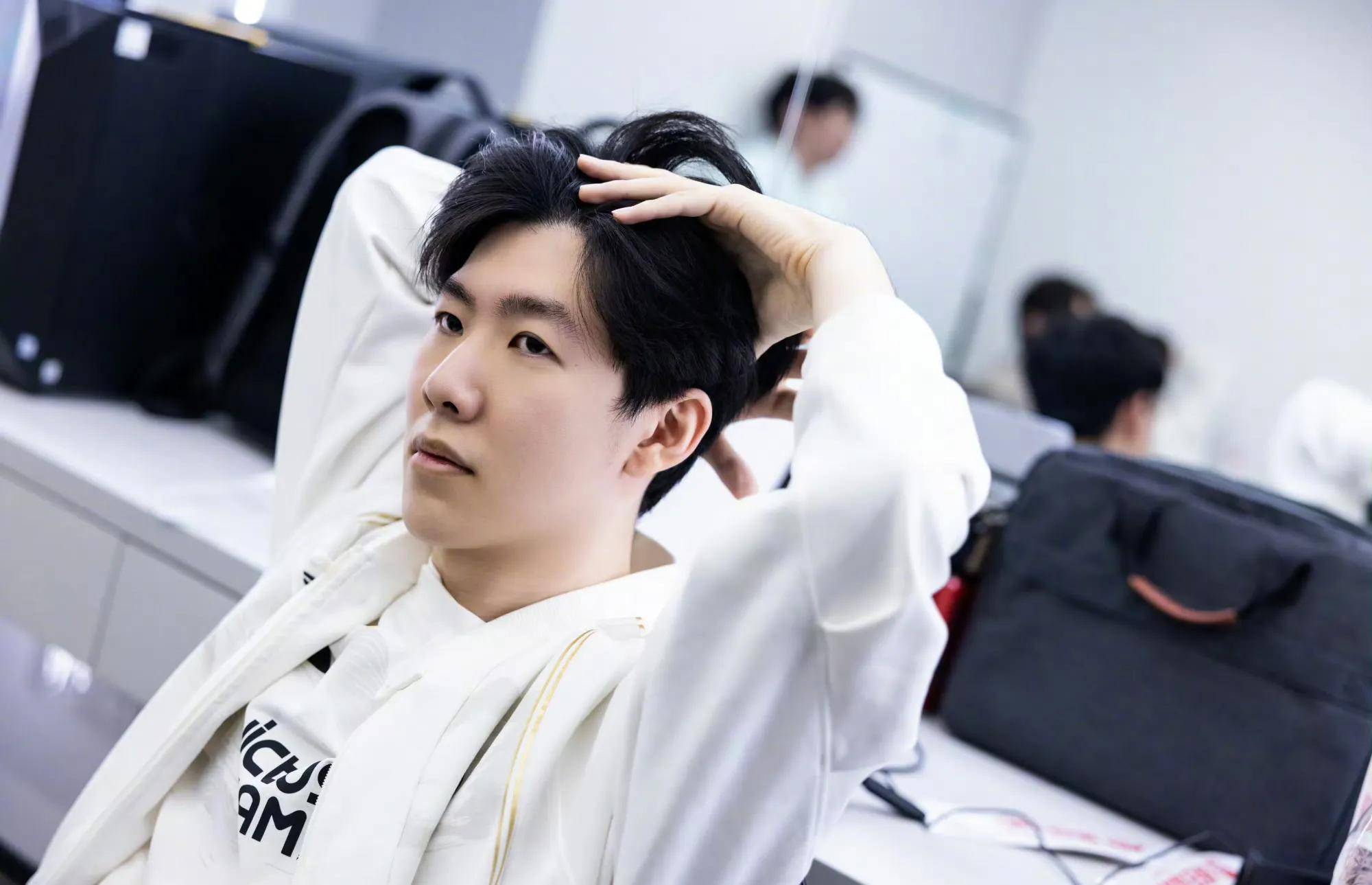 还彰显了对 还彰显了对