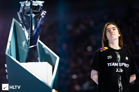 脚踝夹击 脚踝夹击